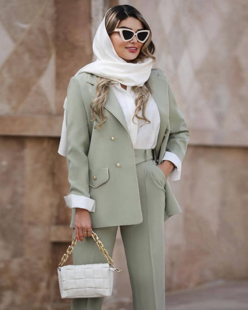 تصویر  کت شلوار زنانه تارا