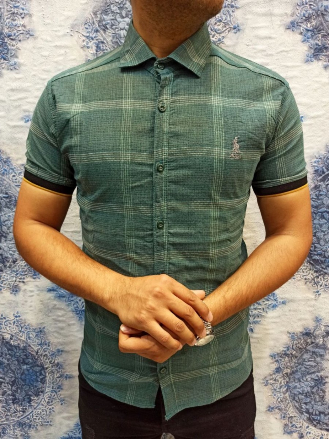 تصویر  پیراهن مردانه چهارخونه استین کوتاه۵