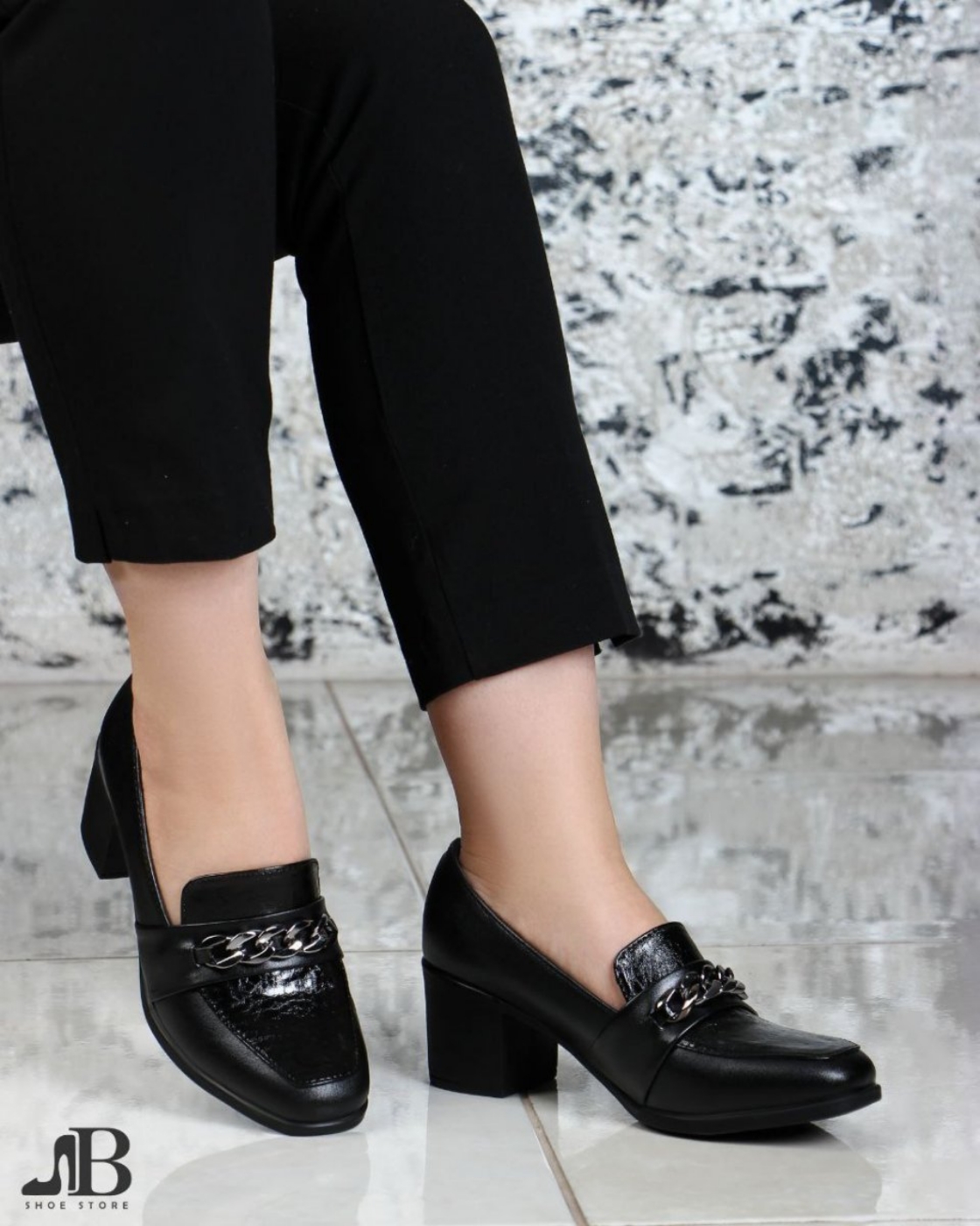 تصویر  کفش مدل زنجیری زنانه