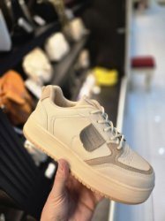 تصویر  کفش کتونی زنانه