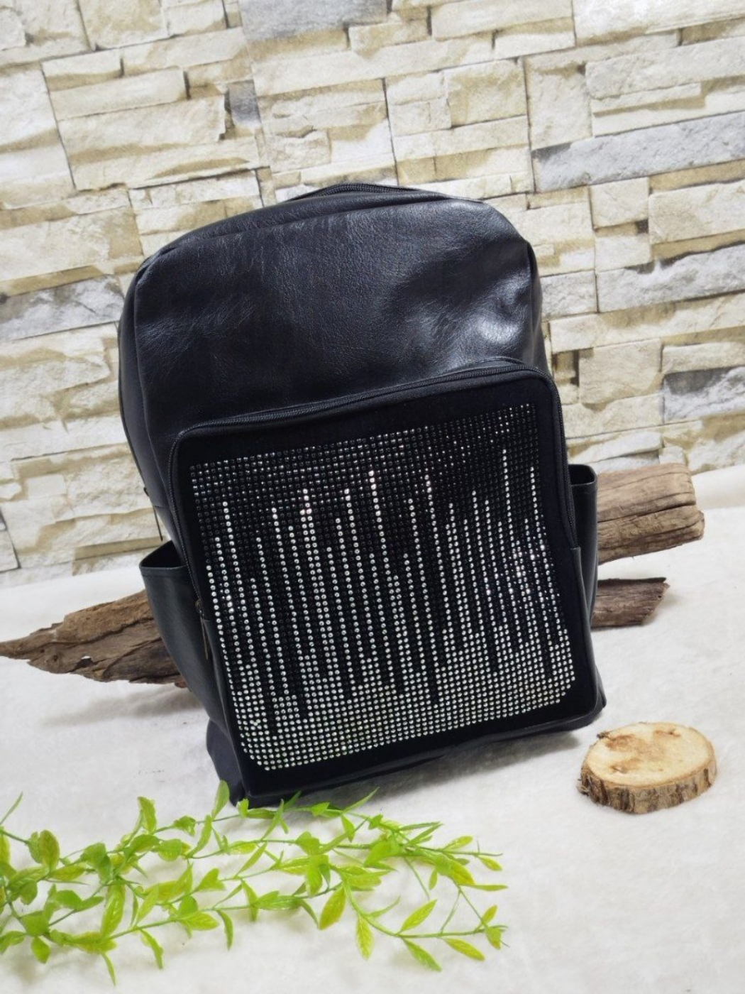 تصویر  کوله پشتی نگینی 