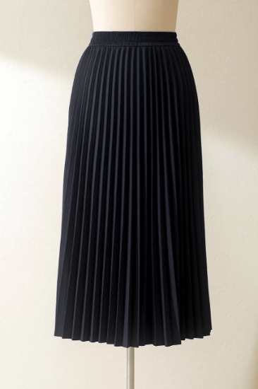 تصویر  دامن پلیسه مازراتی