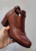 تصویر  کفش زنانه چرم پاشنه چوبی مدل پارامیس