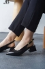 تصویر  کفش کلاسیک پشت باز زنانه