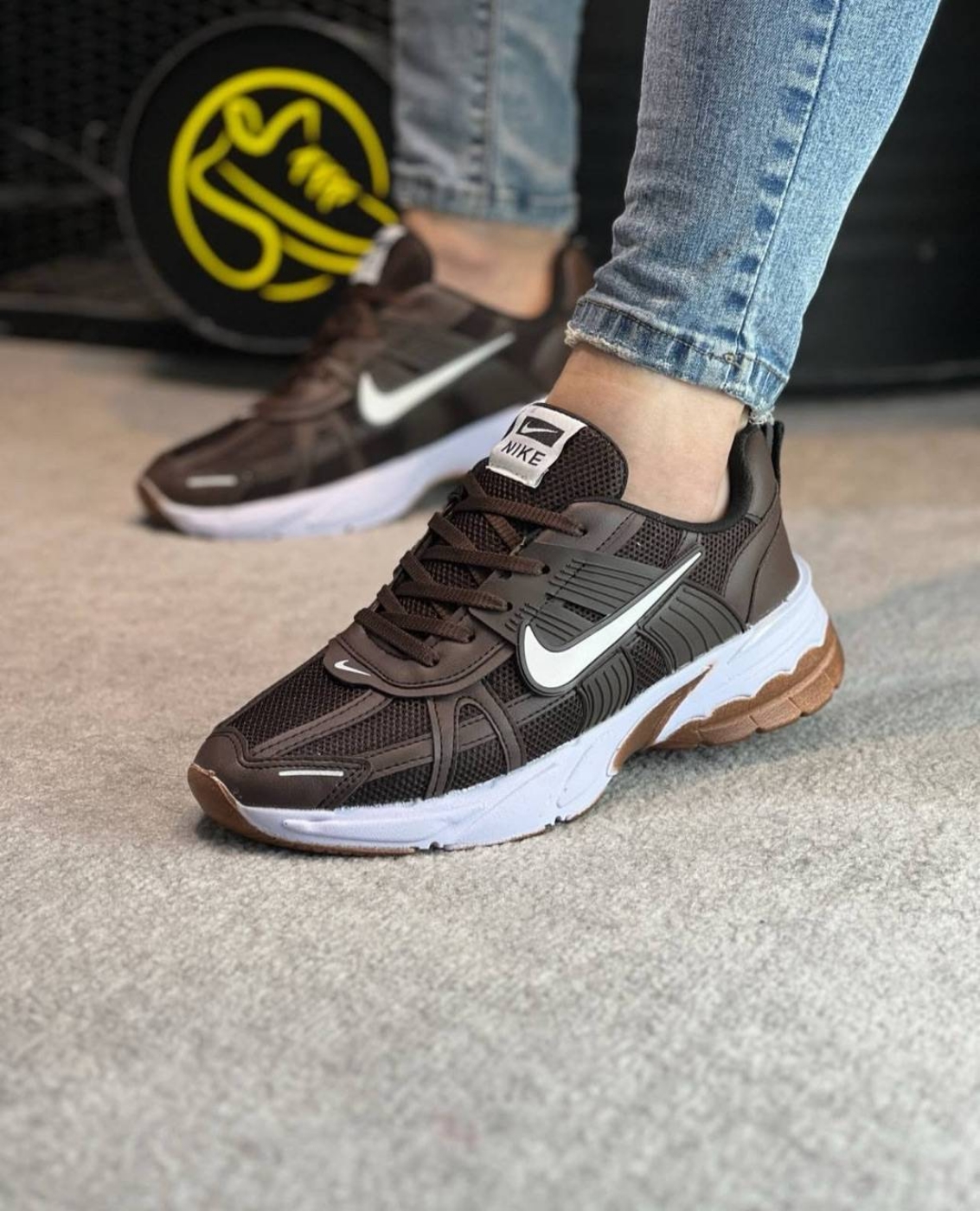 تصویر  کفش متونی اسپرت مدل V2k