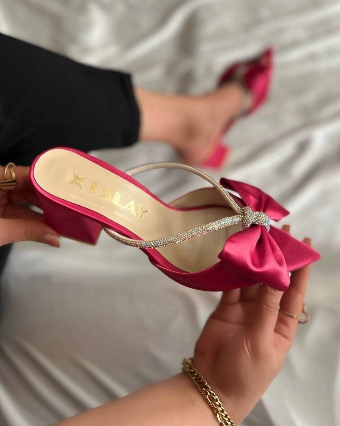 تصویر  کفش مجلسی مدل پاپیلون زنانه