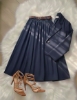 تصویر  کت و دامن همراه کمربند برموداشاپ