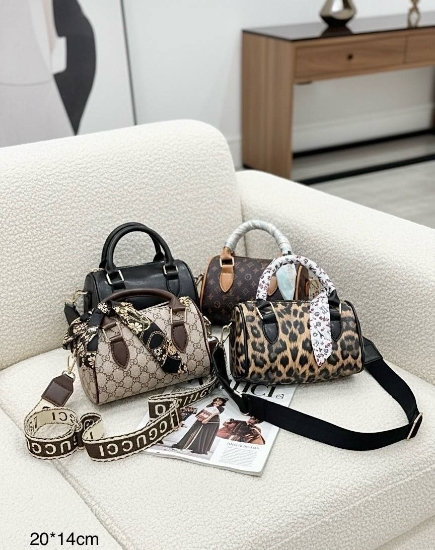 تصویر  کیف زنانه MO64