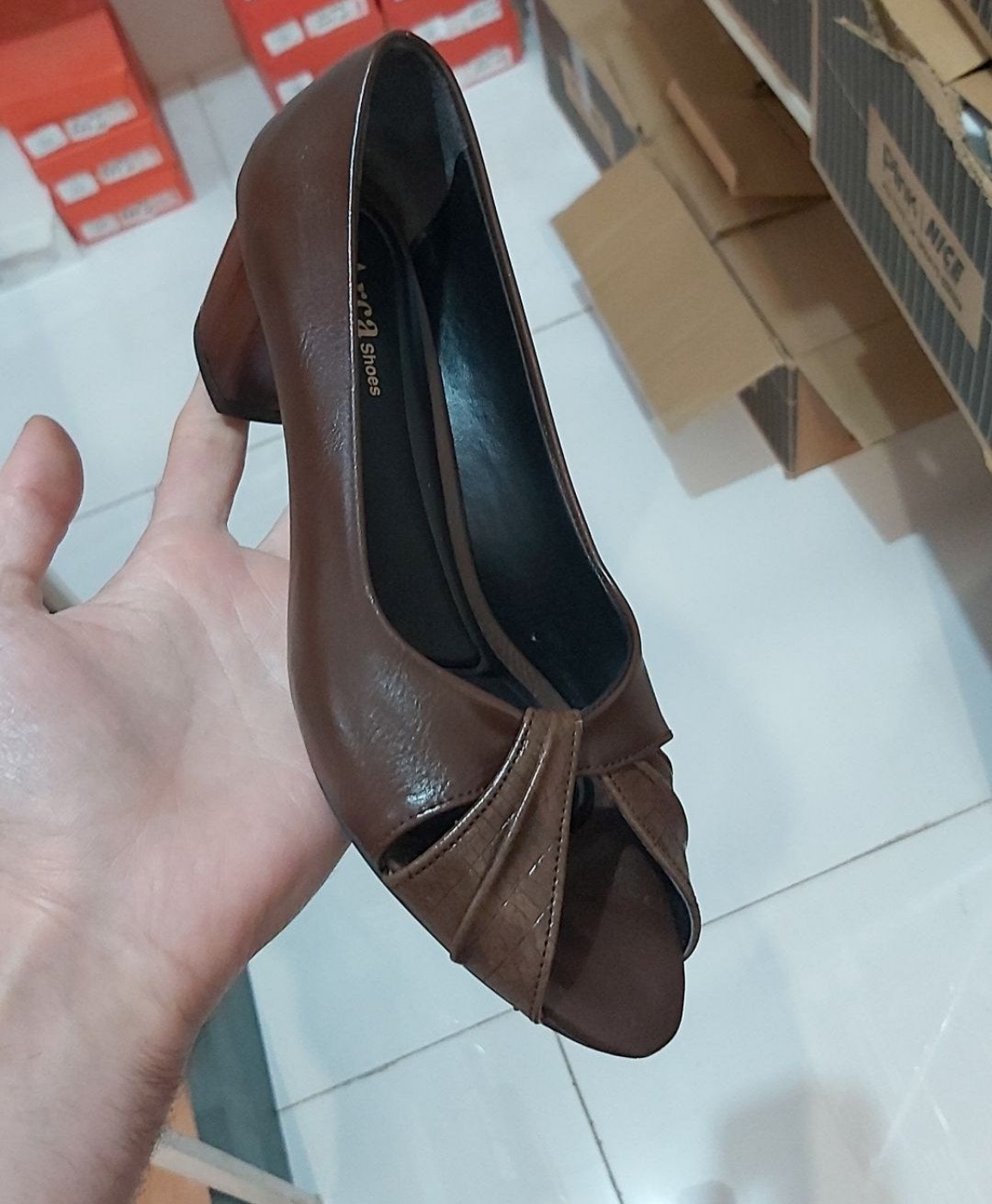 تصویر  کفش کلاسیک و مجلسی زنانه 623