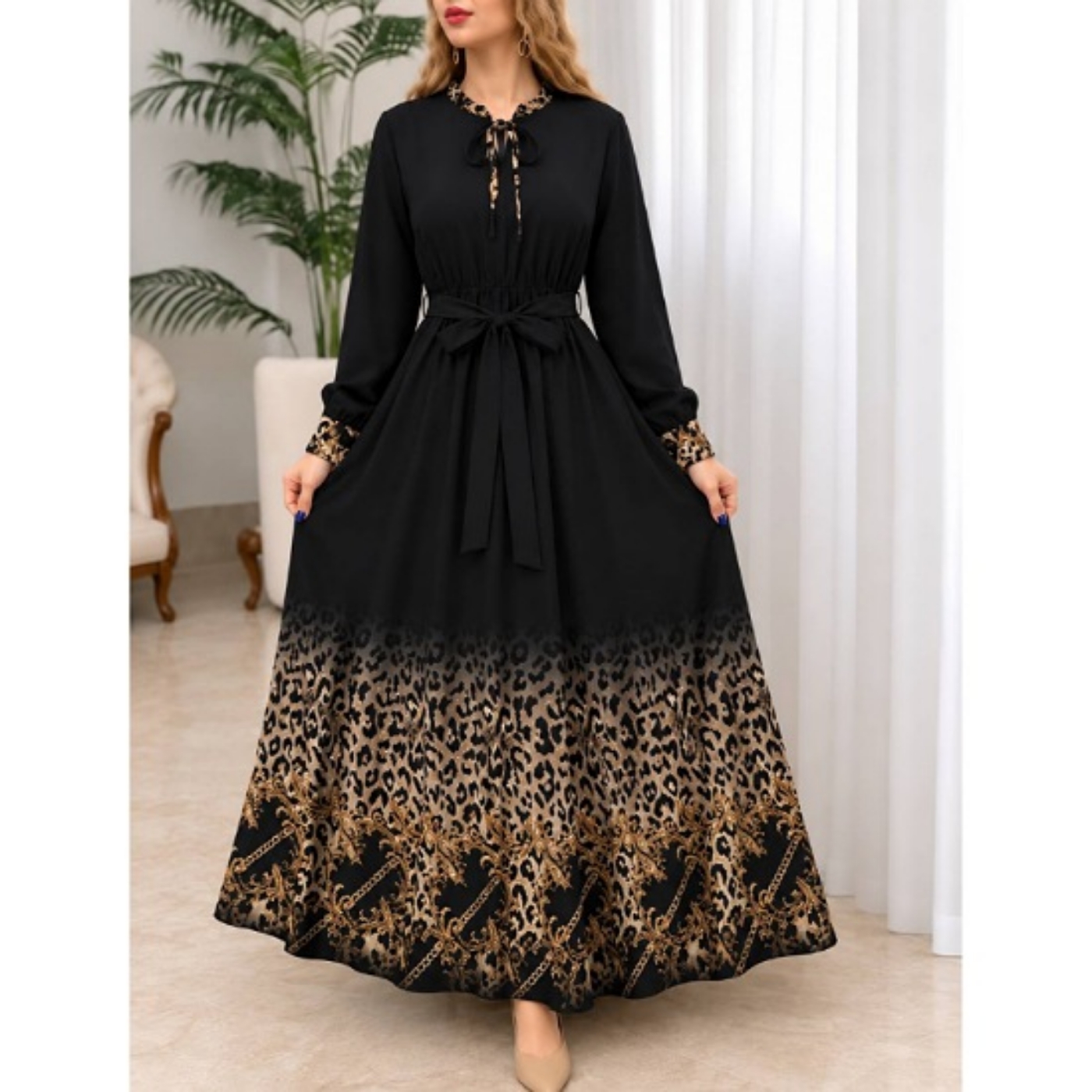تصویر  ساحلی بلند رومینا ادرا