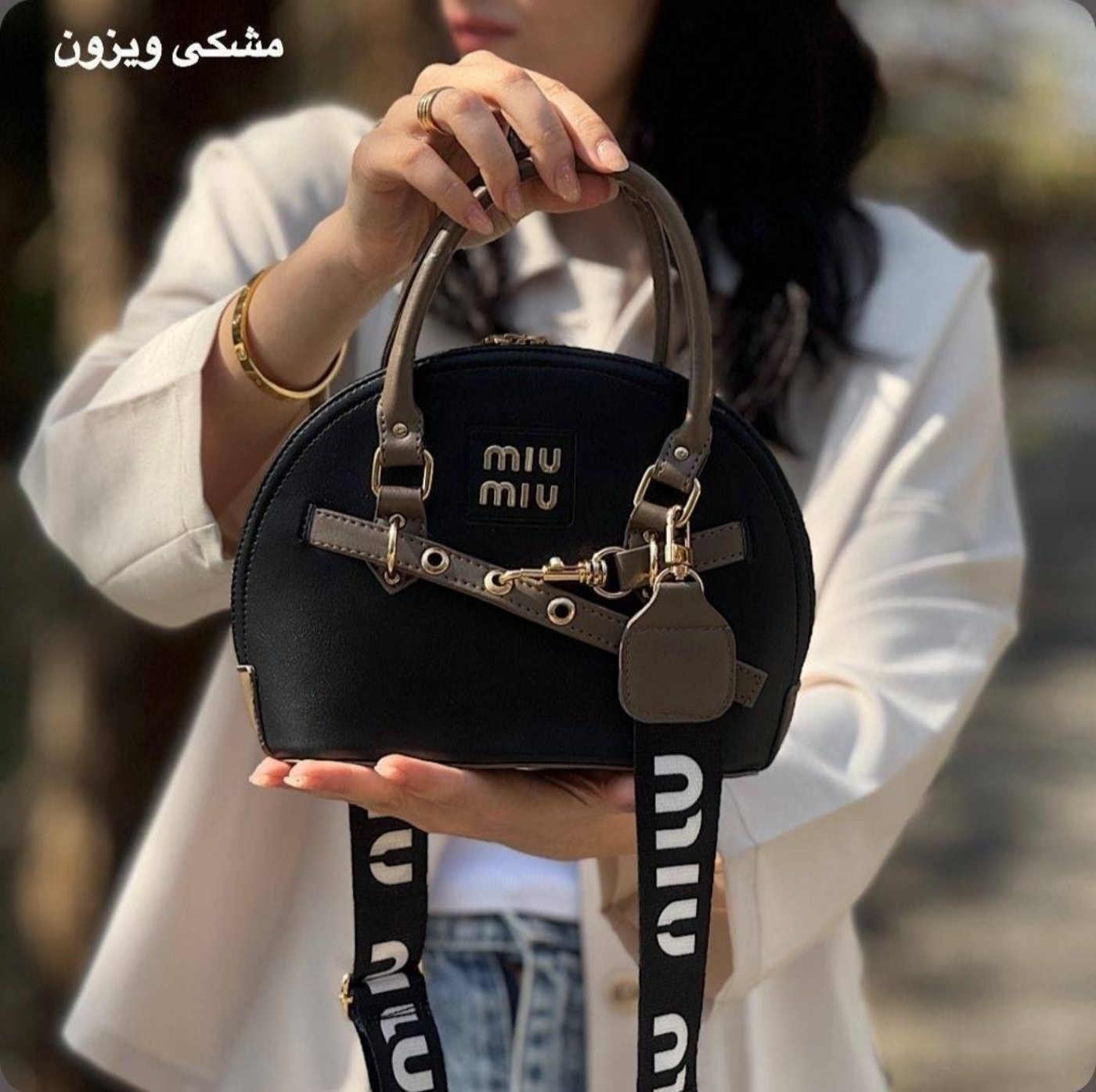 تصویر  کیف زنانه دستی مدل ۱۹۶۰