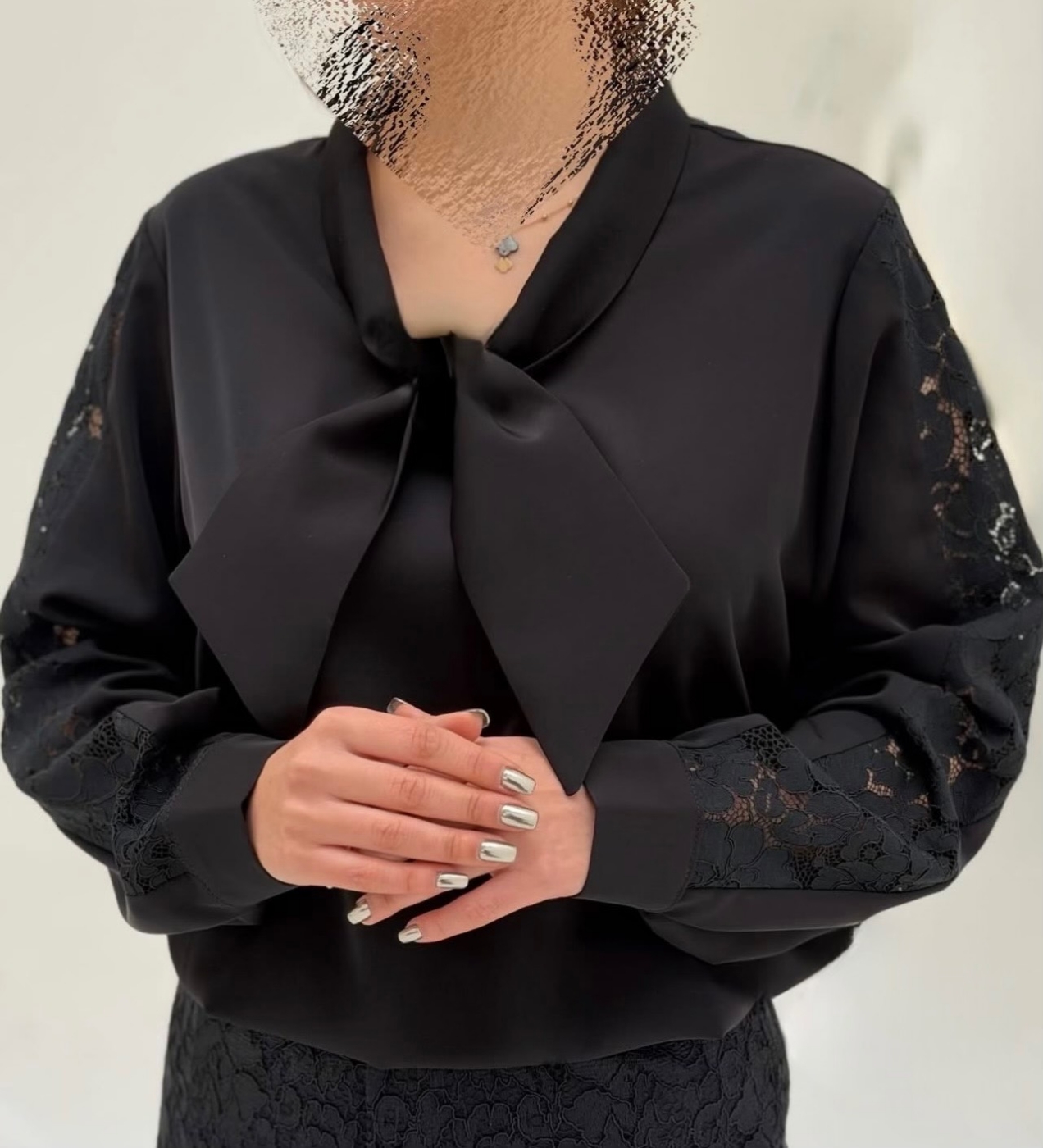 تصویر  شومیز زنانه ترک پاپیون