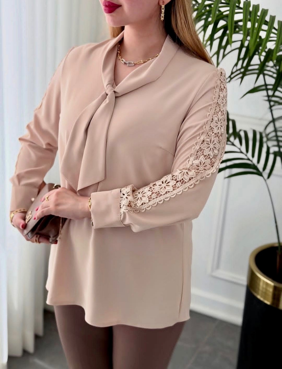 تصویر  شومیز زنانه ترک پاپیون